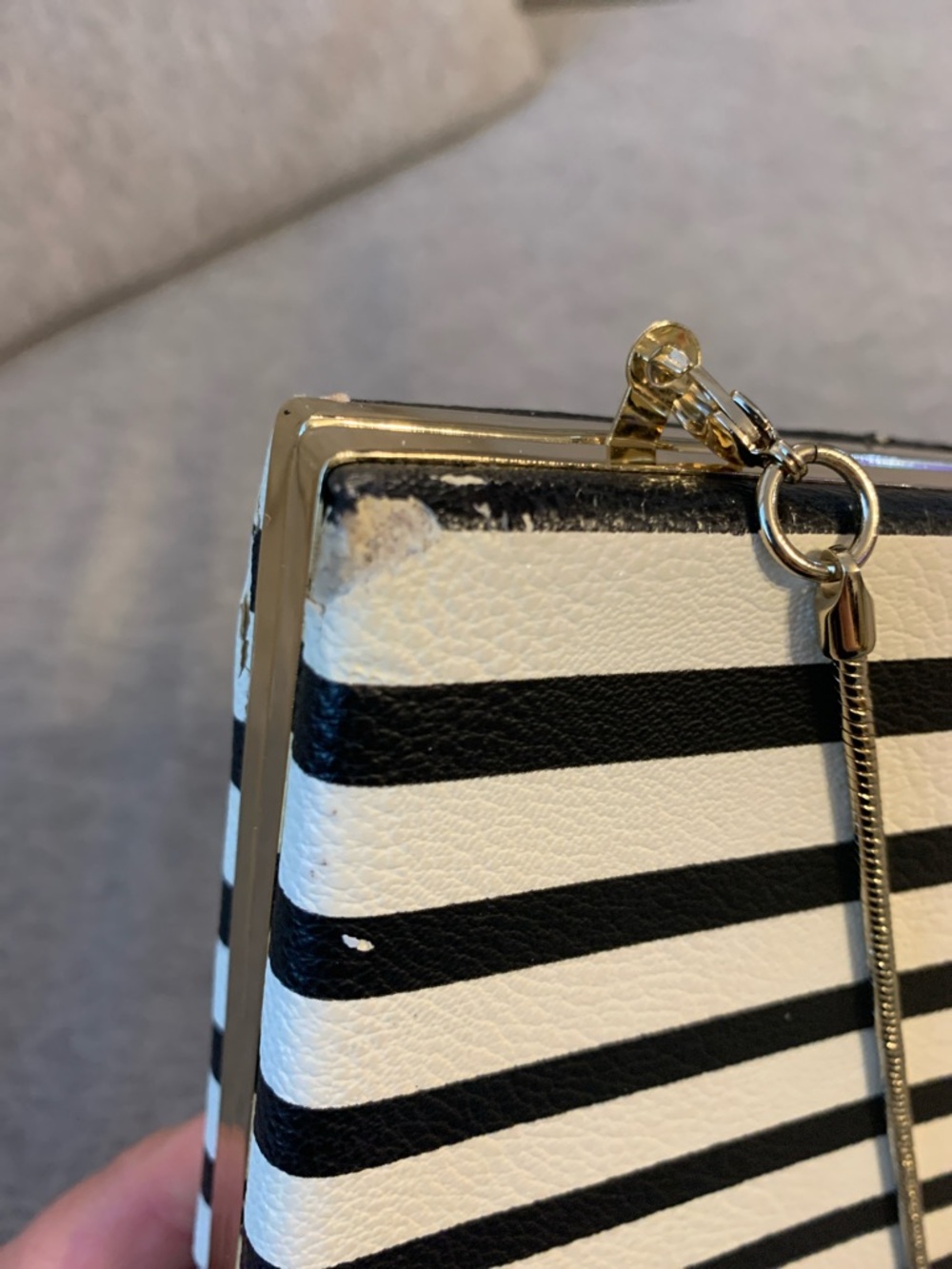 Kate Spade Striped Toucan Montigo Avenue Emmanuel Clutch Crossbody Novelty purse - Picture 4 of 14